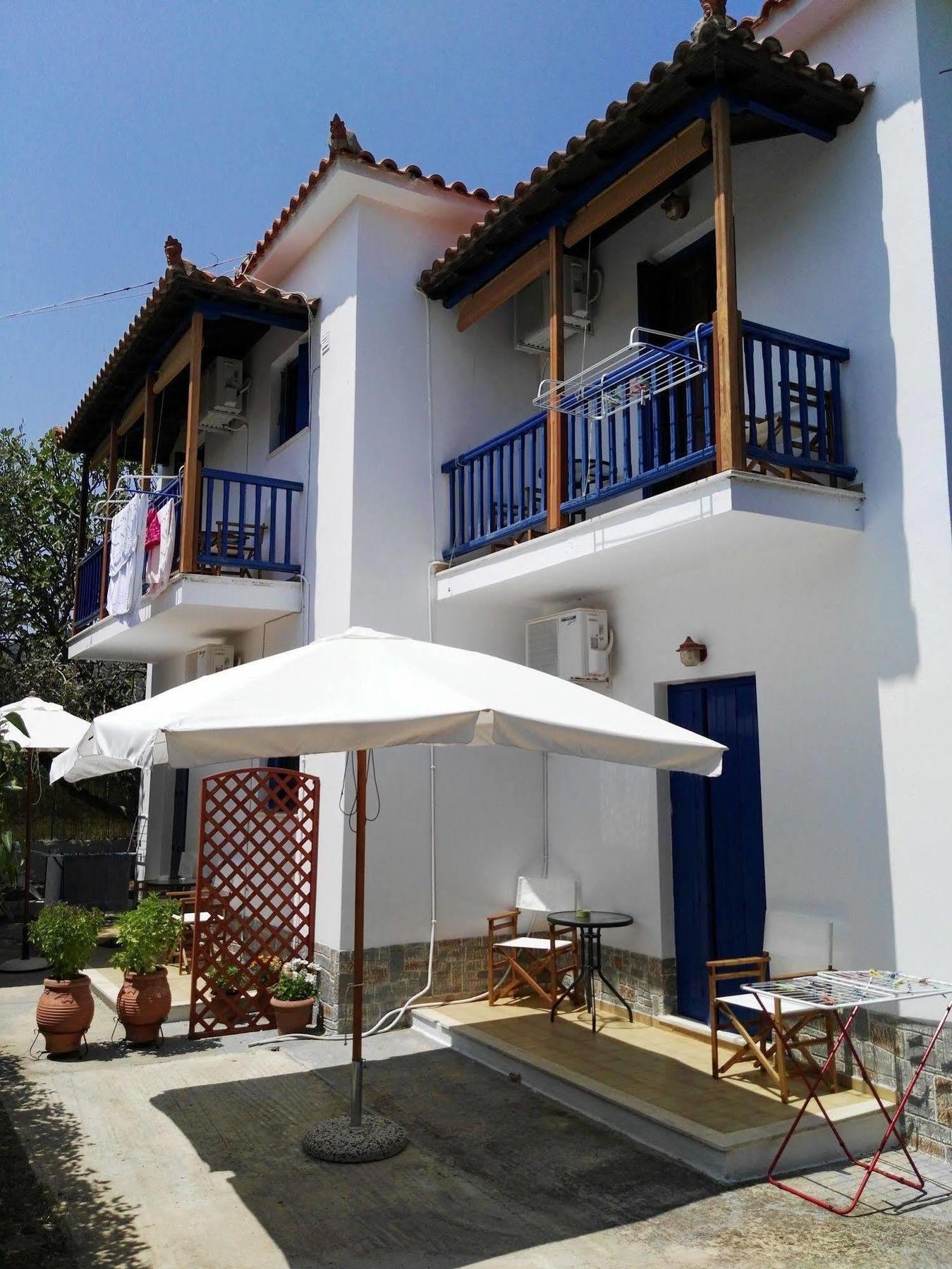 Rastoni Guest House Skopelos Экстерьер фото