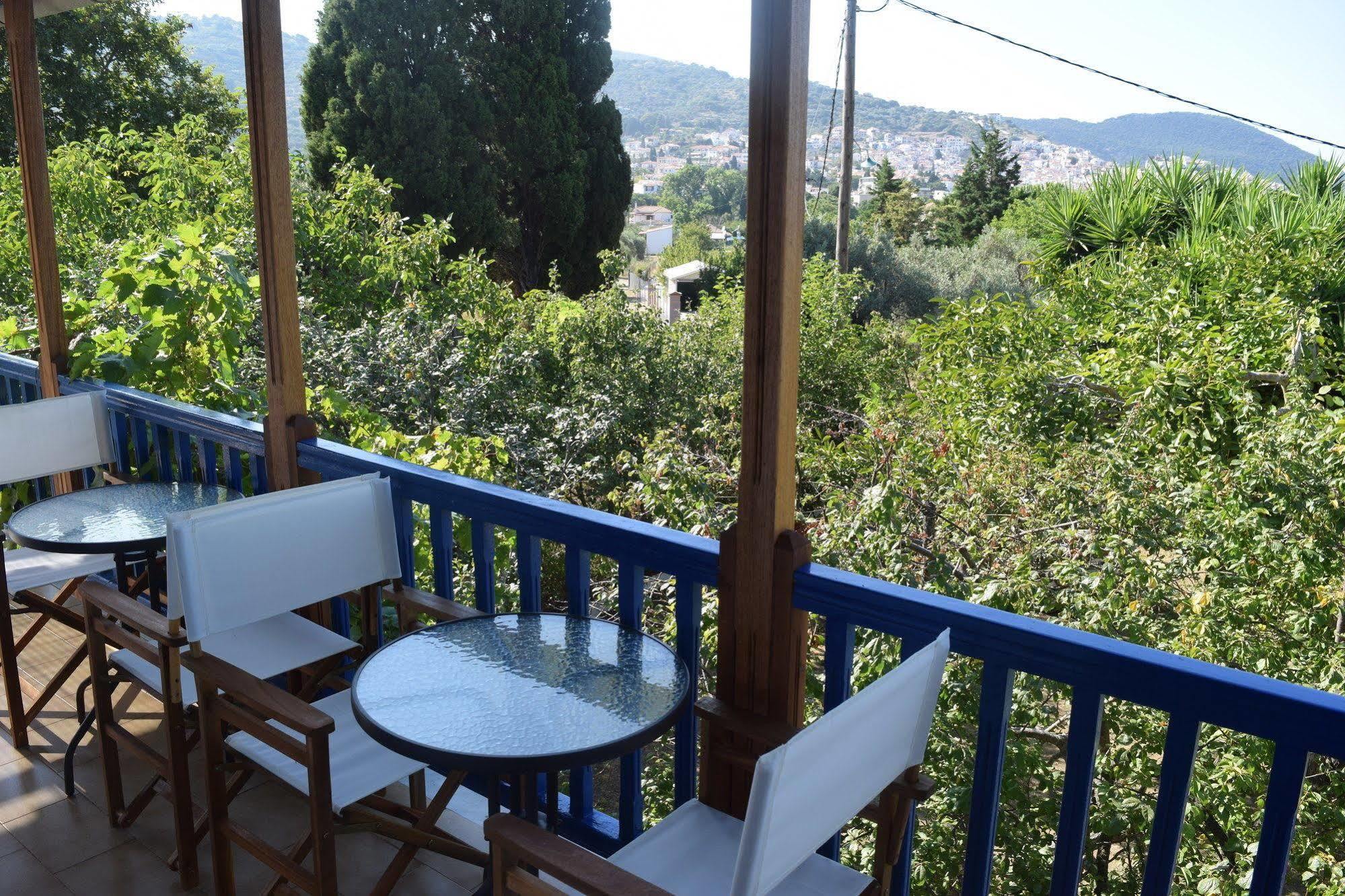Rastoni Guest House Skopelos Экстерьер фото
